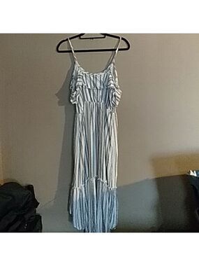 No comment dress size xl